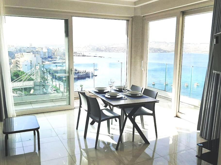 New Seafront Apartment - Spectacular Views St. Paul's Bay Exterior photo